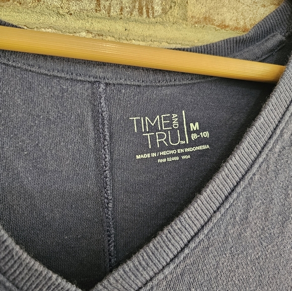 Maternity Clothing Bundle - Picture 7 of 8